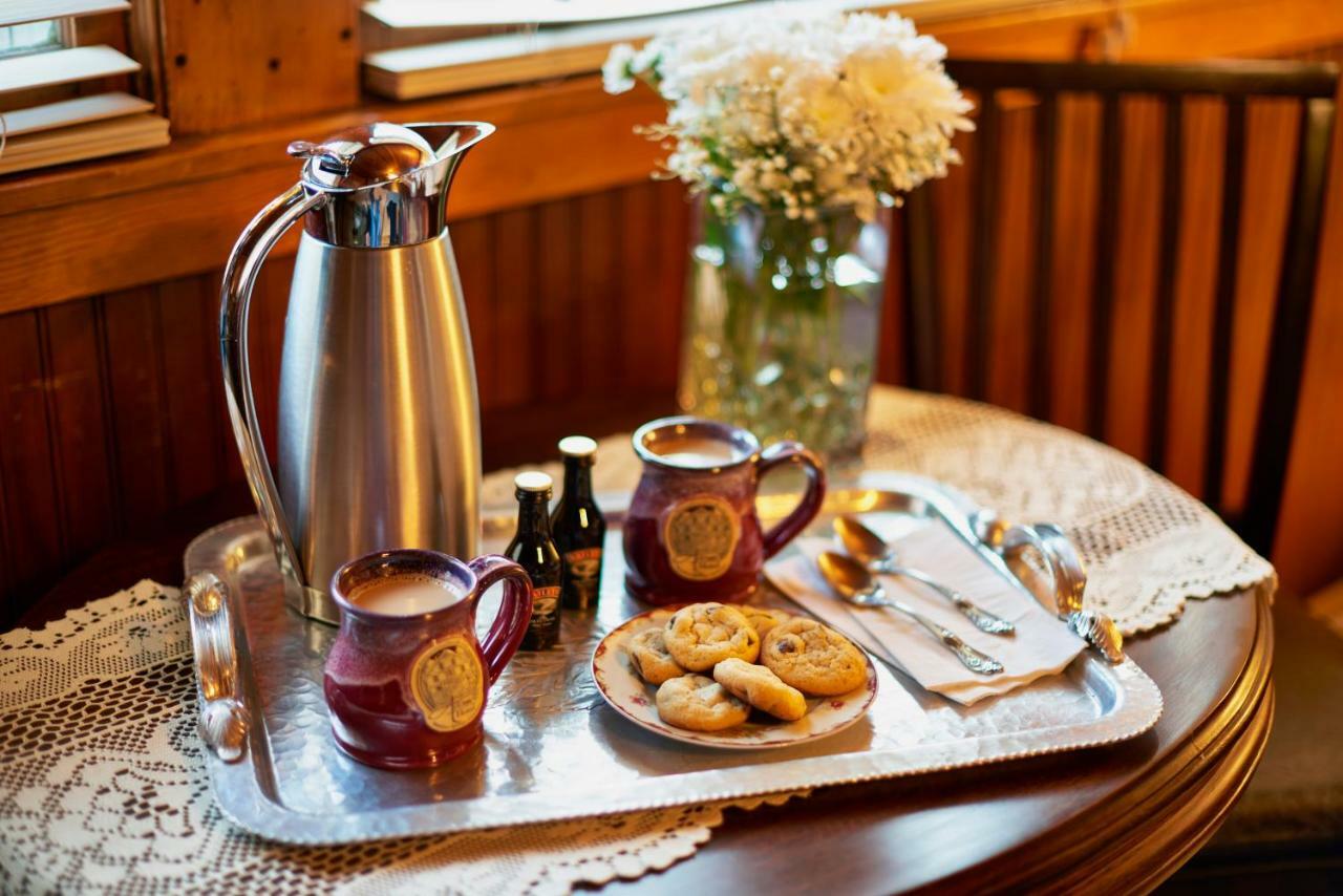 Avenue Hotel Bed And Breakfast Manitou Springs Exterior foto